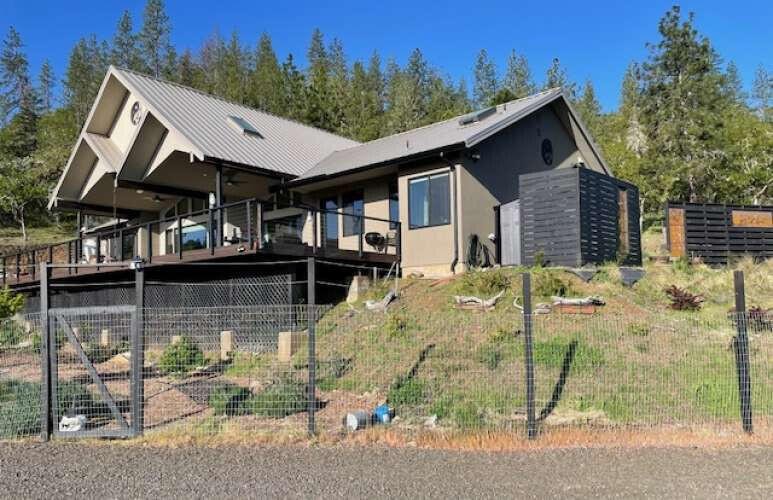 House in Eagle Point, Oregon, United States 5 - 17933497