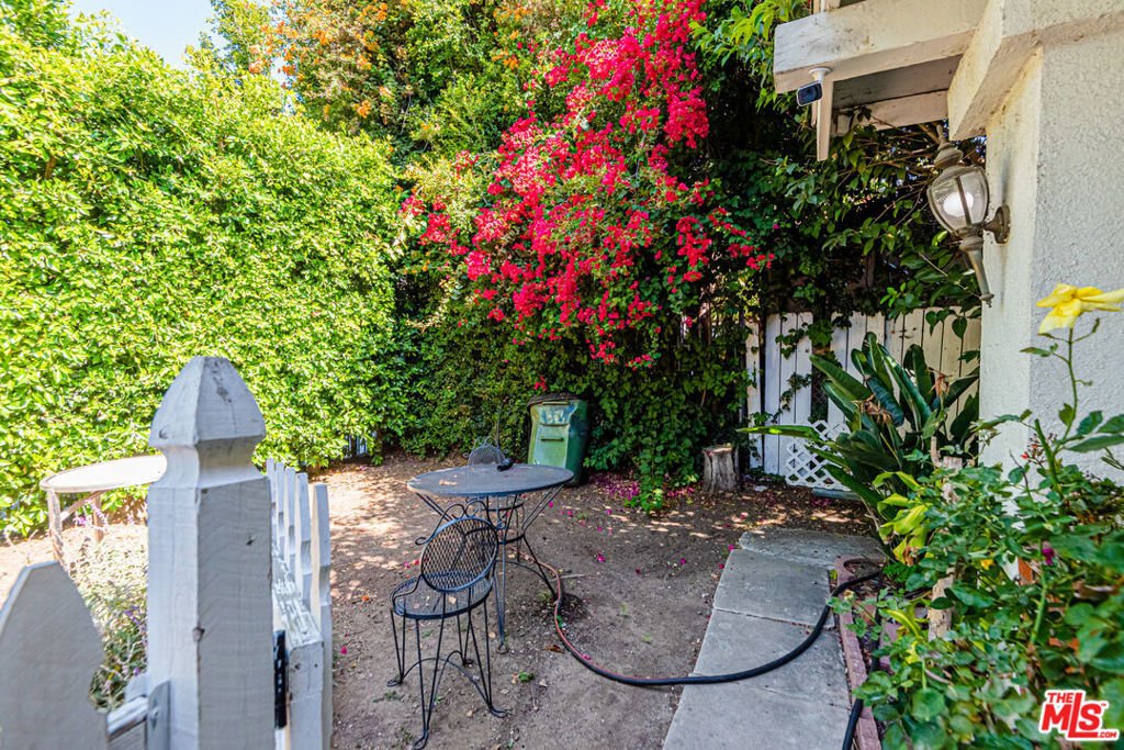 Los Angeles, California, United States 3 - 17933787