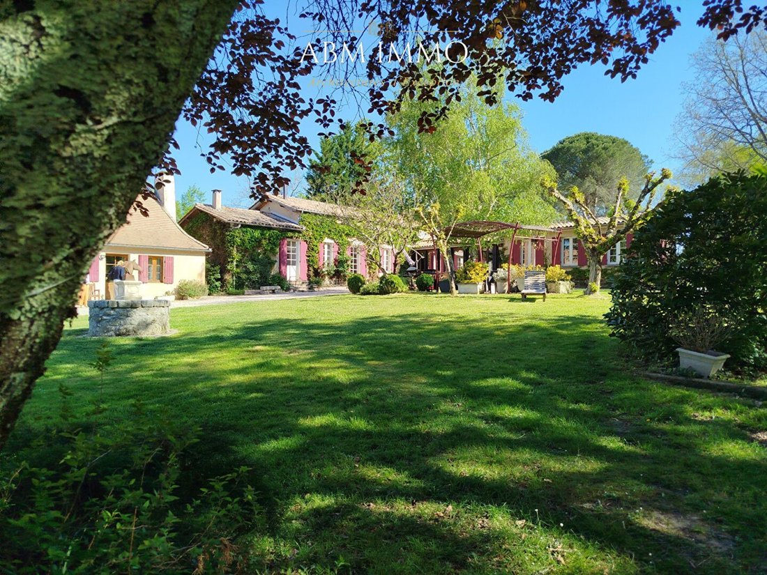 House in Monfaucon, Nouvelle-Aquitaine, France 4 - 16461265
