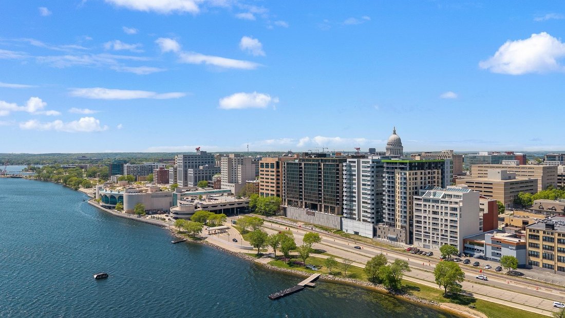 Condo in Madison, Wisconsin, United States 1 - 17940414