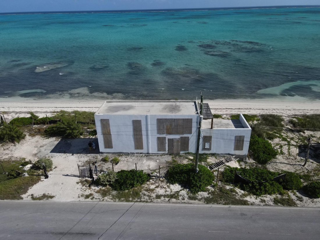 Apartment in Wheeland Settlement, Caicos Islands, Turks and Caicos Islands 2 - 17942680