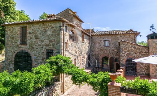 Castillo en Sinalunga, Toscana, Italia 1