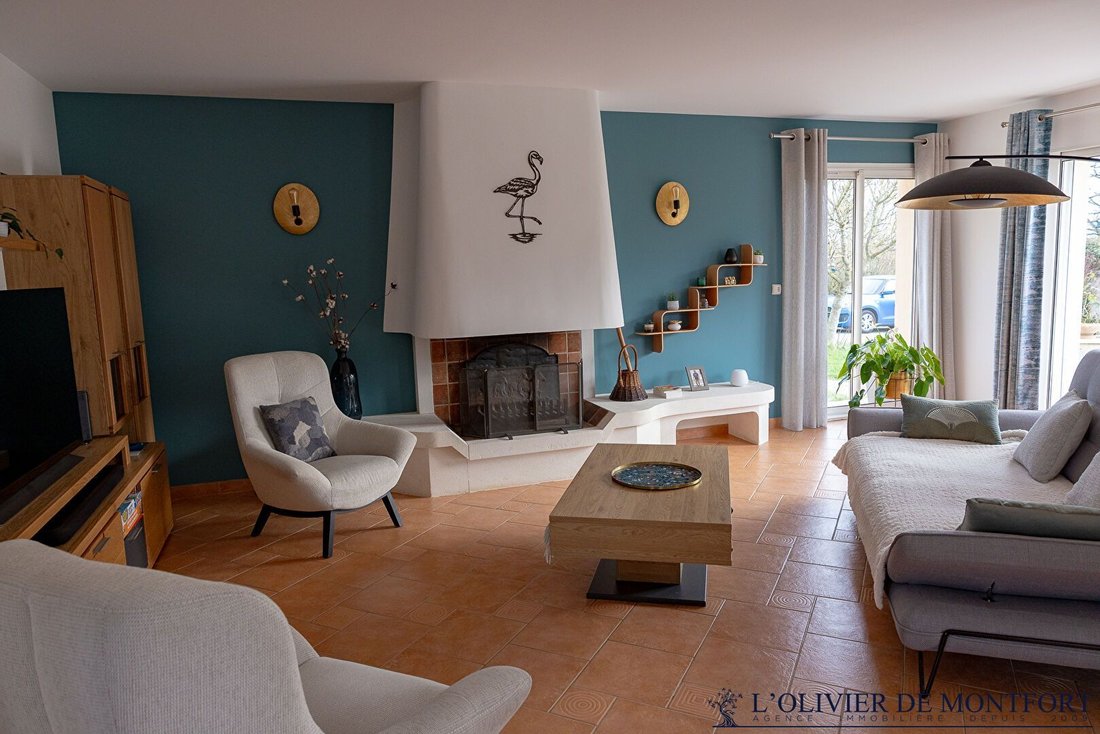 House in Montfort-l'Amaury, Ile-de-France, France 4 - 17865111