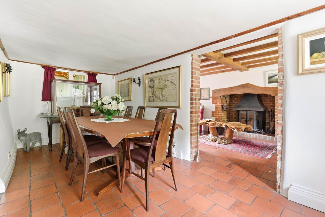 Farm Ranch in Buckinghamshire, England 5 - 17937488