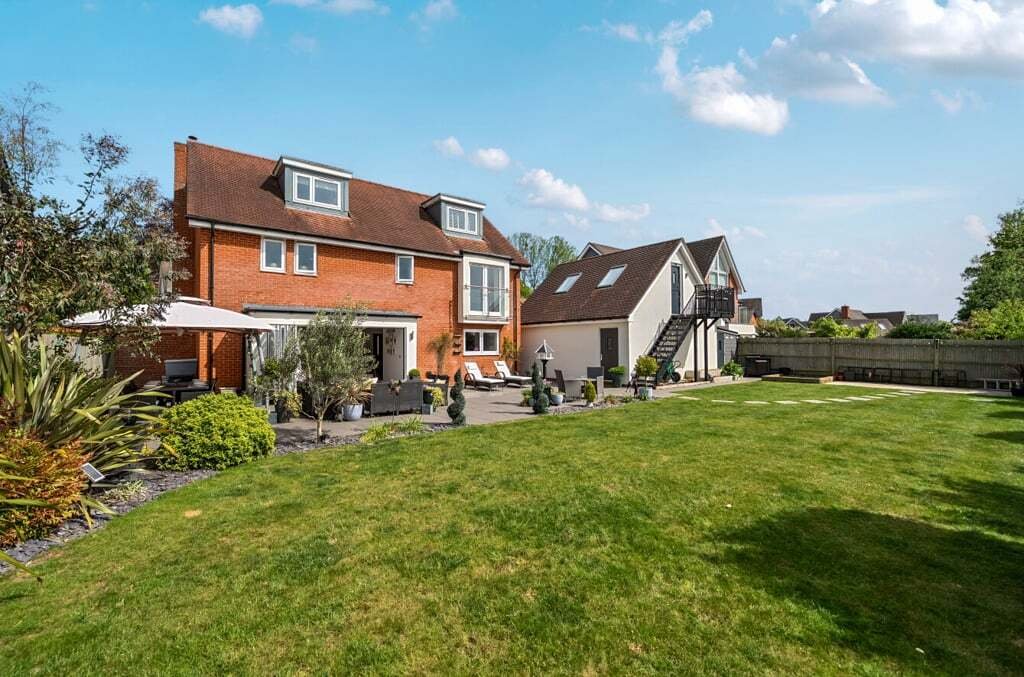 House in Romsey, England 5 - 17928355