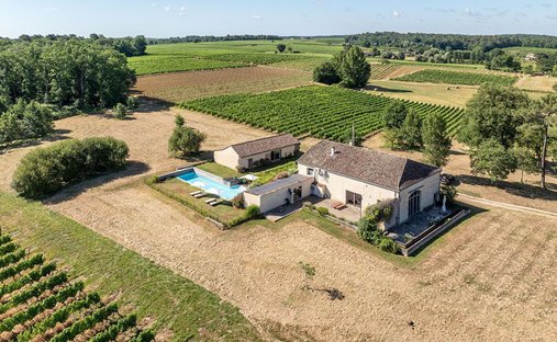 House in Pellegrue, Nouvelle-Aquitaine, France 1