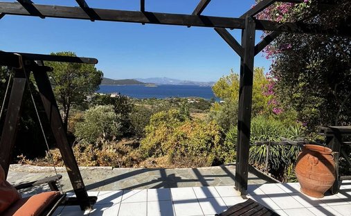 House in Styra Municipal Unit, Thessaly and Central Greece, Greece 1