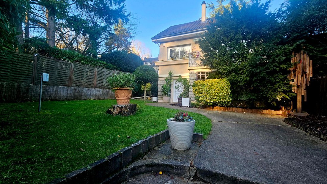 Casa a Le Village, Louveciennes, Francia 5 - 17056691