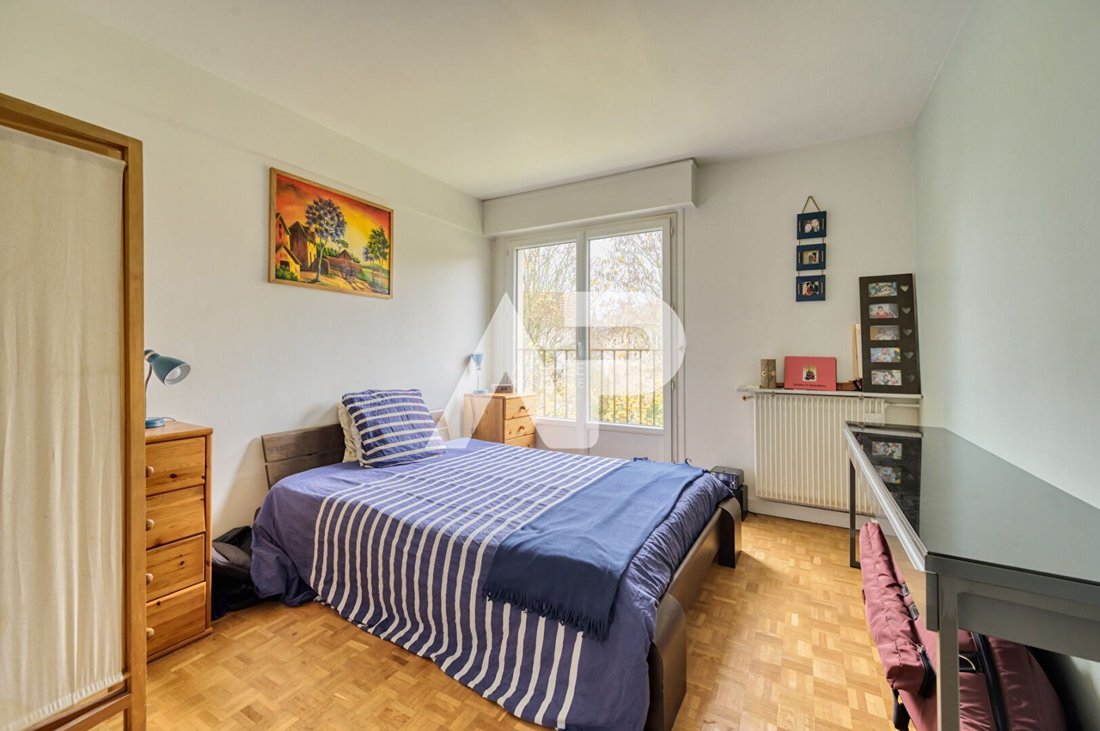 Apartment in Pavé des Gardes, Chaville, France 5 - 17764740