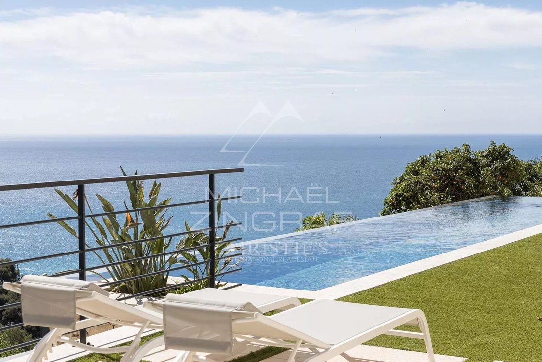 Villa in Village-Cros de Caste-Coupiere-Mont Gros, Roquebrune-Cap-Martin, France 2 - 17843849