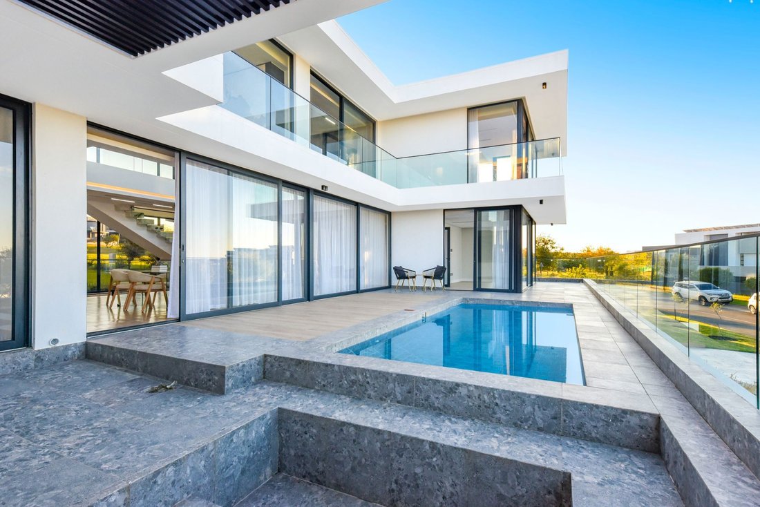House in Chartwell, Gauteng, South Africa 4 - 17933013