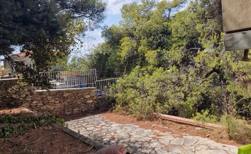 Maison à Penteli, Attique, Grèce 1