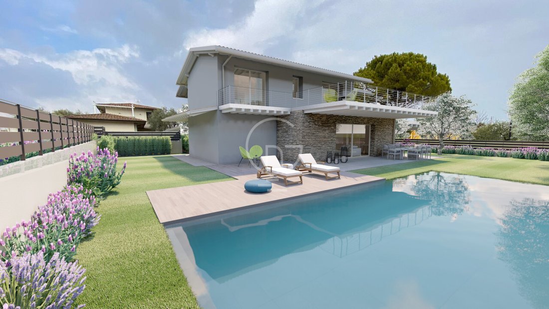 Villa in Moniga del Garda, Lombardy, Italy 1 - 17931340