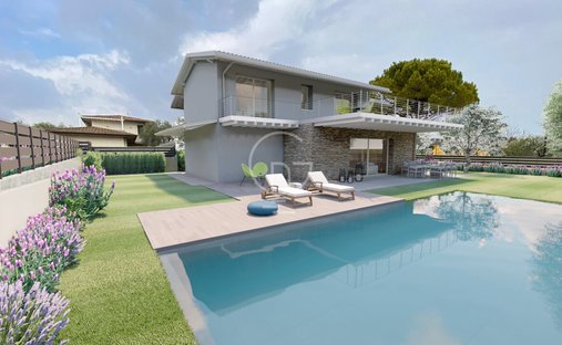 Villa in Moniga del Garda, Lombardy, Italy 1
