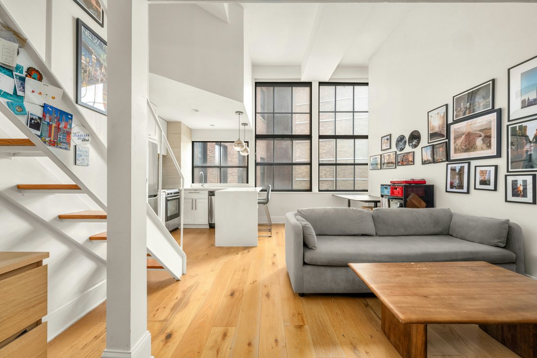 Co Op in New York, New York, United States 1 - 17758924