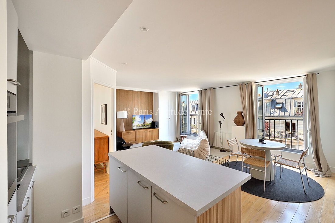 Apartment in Palais Royal, Paris 1er Arrondissement, Paris 2 - 17255375