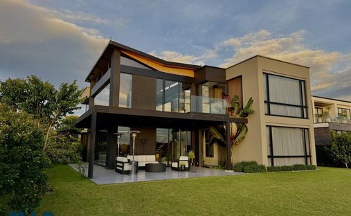 Casa en Las Mercedes, Antioquia, Colombia 1
