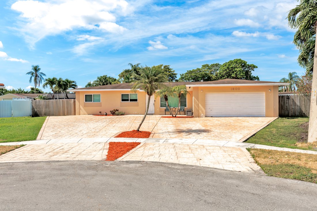 House in Pembroke Pines, Florida, United States 1 - 17929591