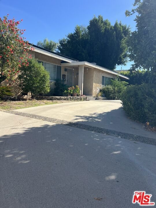 Los Angeles, California, United States 2 - 17936876