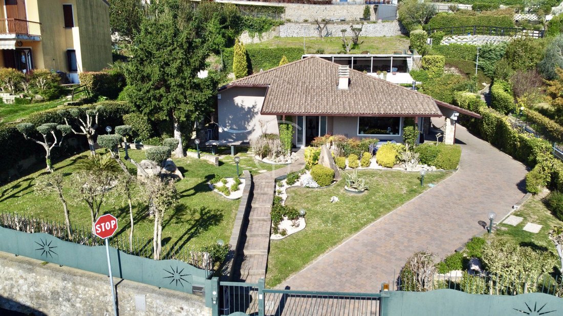 Villa in Soiano del Lago, Lombardy, Italy 4 - 17931229