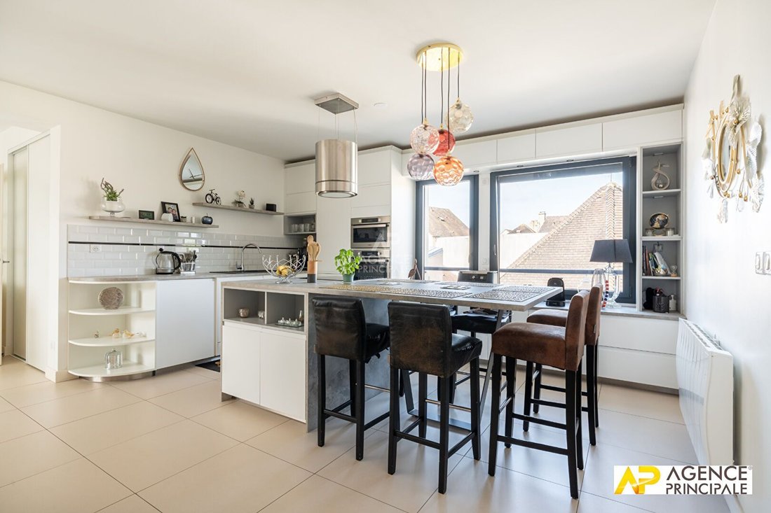 Apartment in Napoleon, Maisons-Laffitte, France 5 - 17829078