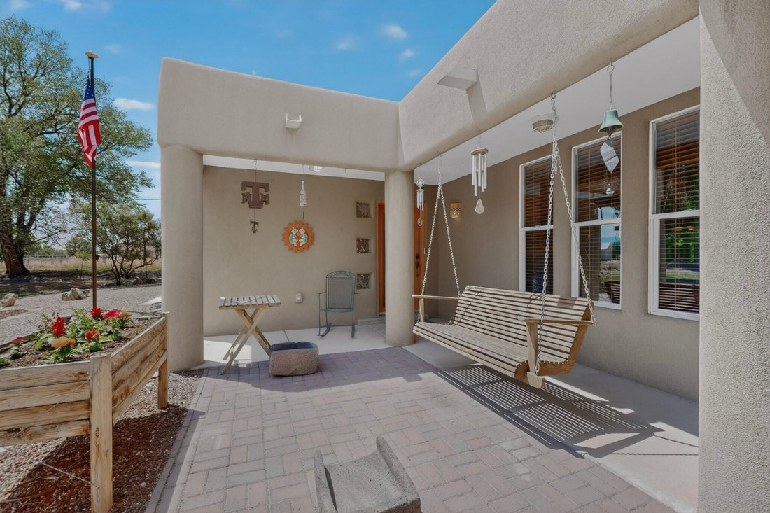 House in Los Lunas, New Mexico, United States 3 - 17928723