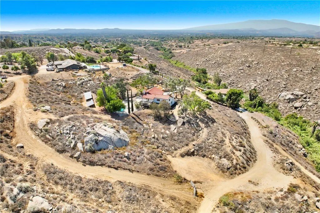 House in Riverside, California, United States 3 - 17247371