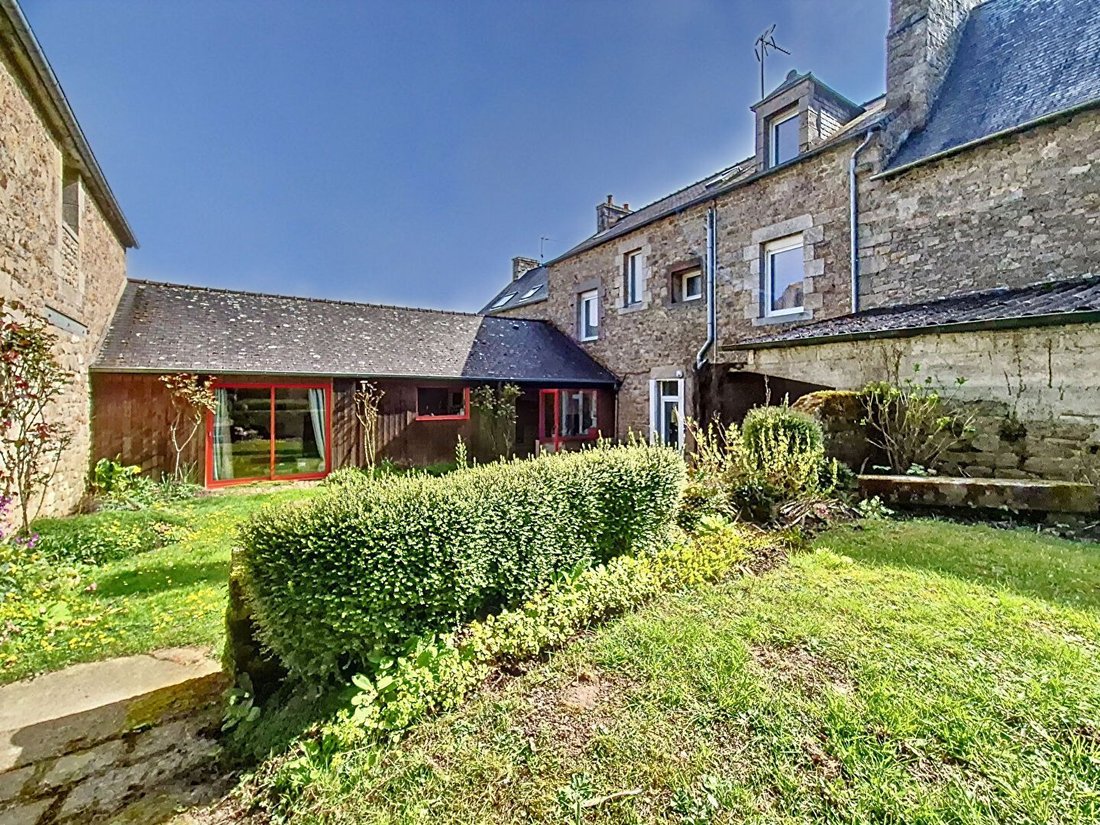 House in Dinan, Brittany, France 1 - 16067664