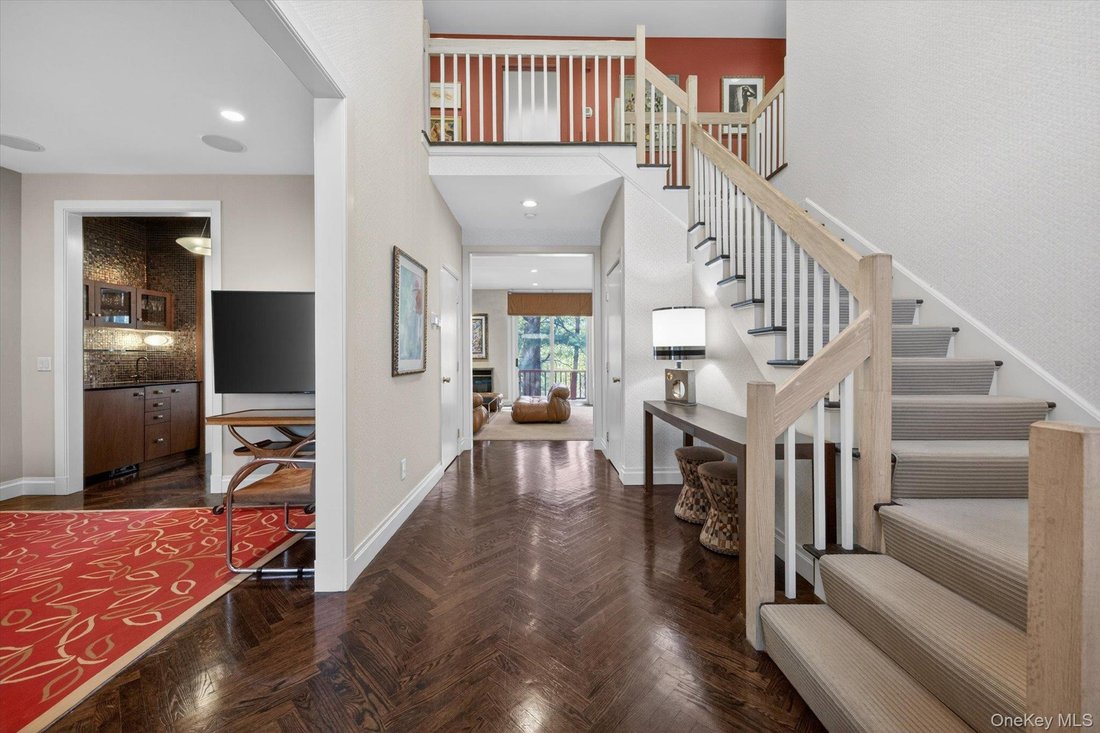 House in White Plains, New York, United States 4 - 17938011