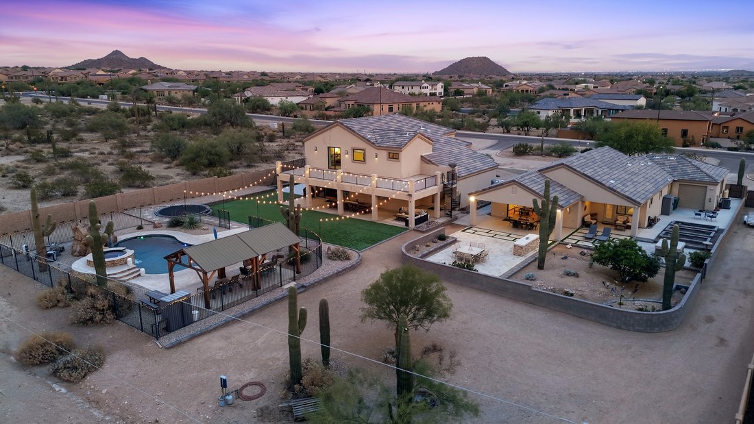 Mesa, Arizona, United States 3 - 17945272