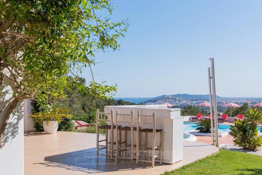 Villa in Sant Antoni de Portmany, Balearic Islands, Spain 4 - 17941138