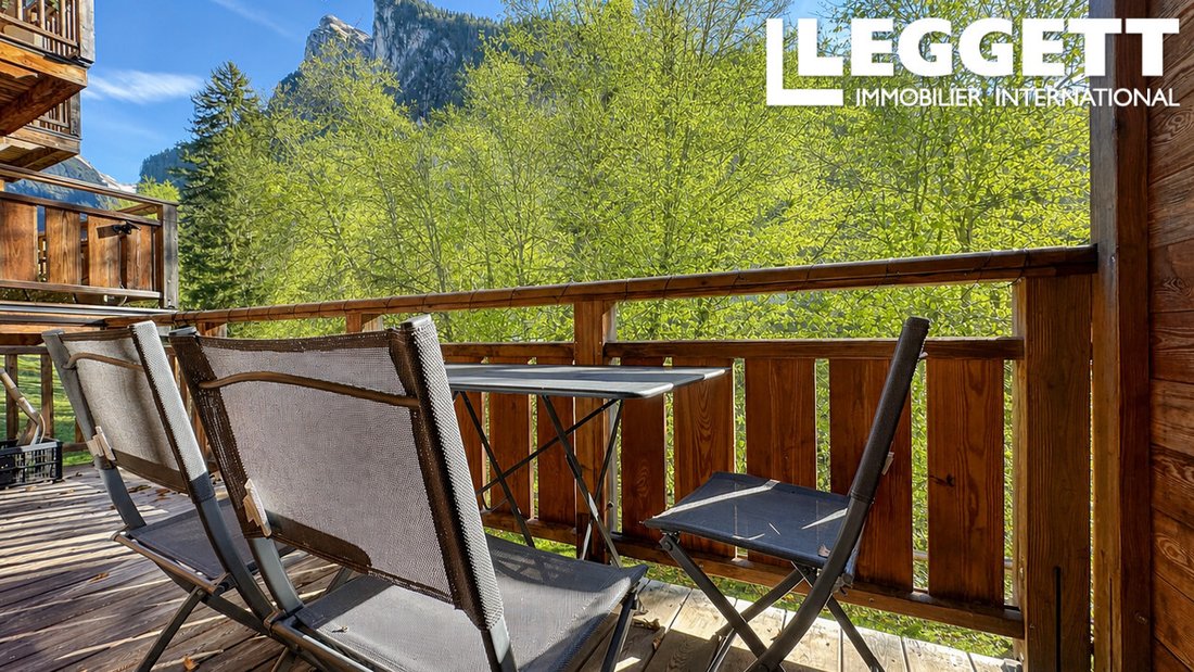 Chalet in Samoens, Auvergne-Rhône-Alpes, France 2 - 16591264