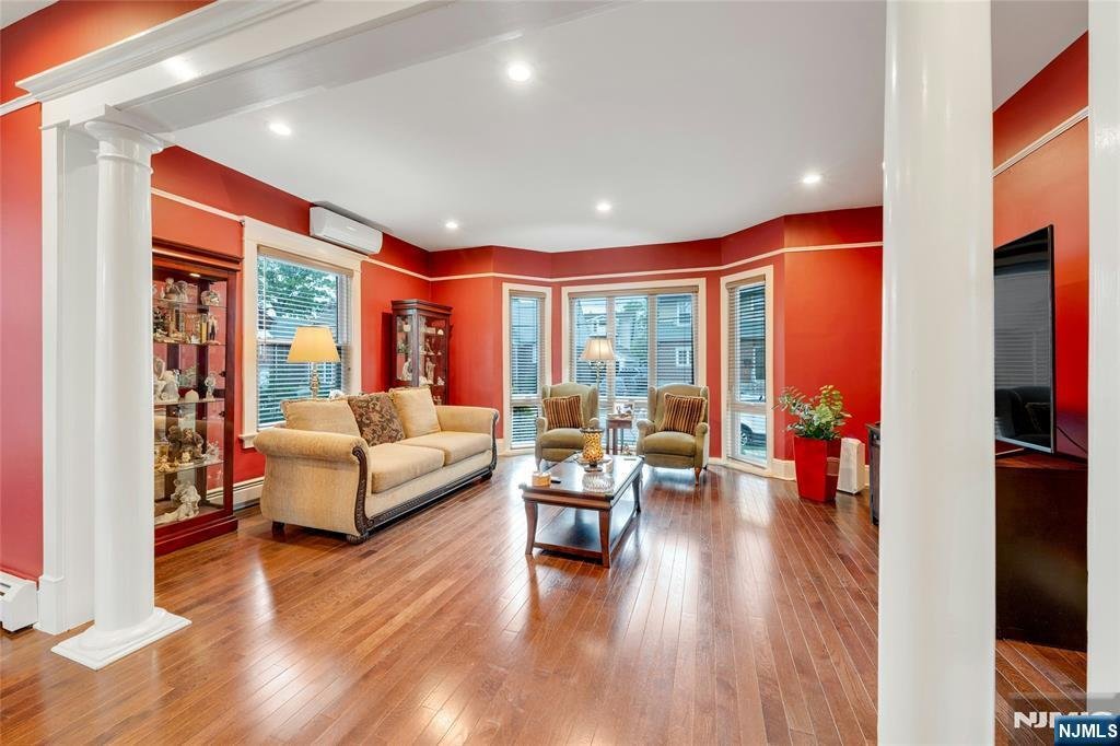 House in Fort Lee, New Jersey, United States 5 - 17929392