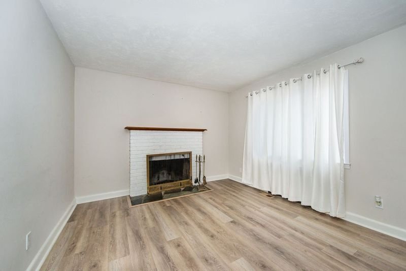 House in Saddle Brook, New Jersey, United States 5 - 17932421