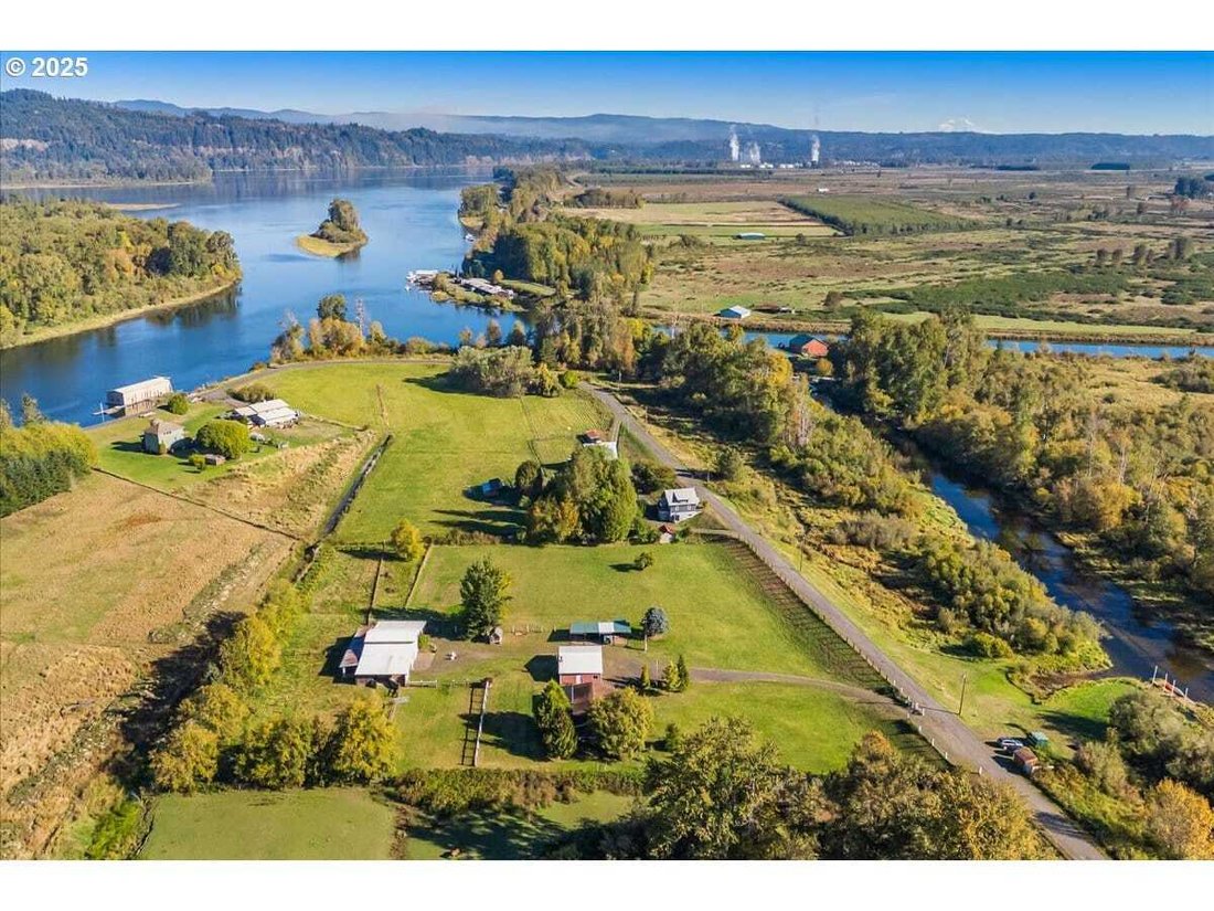 House in Birkenfeld, Oregon, United States 2 - 17934709