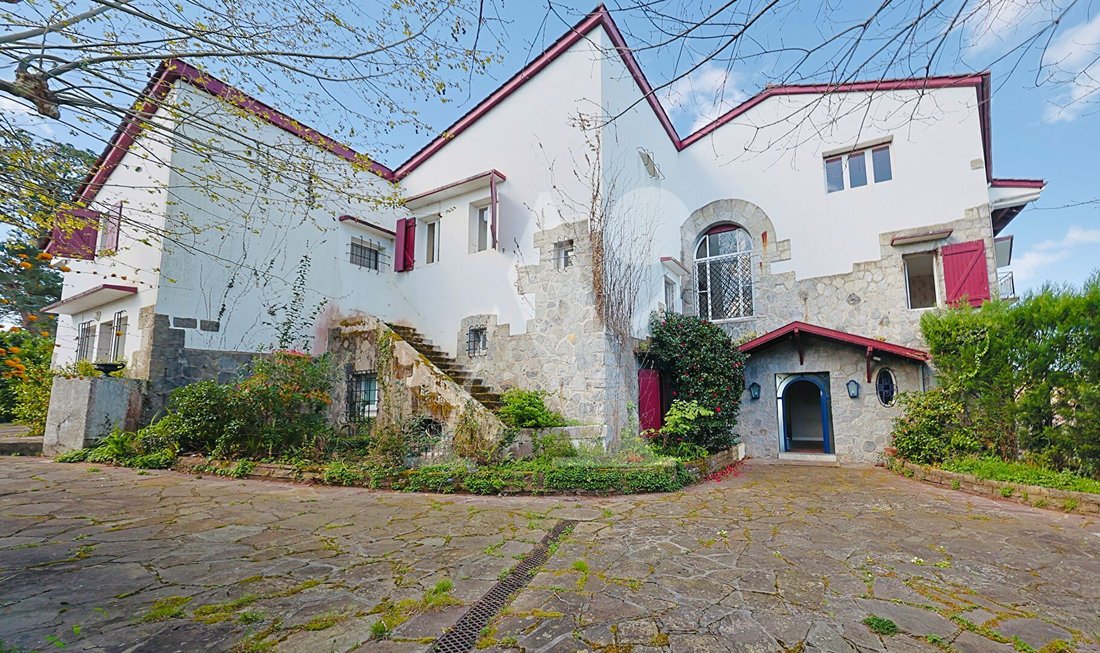 Villa in Acotz, Saint-Jean-de-Luz, France 2 - 15959972