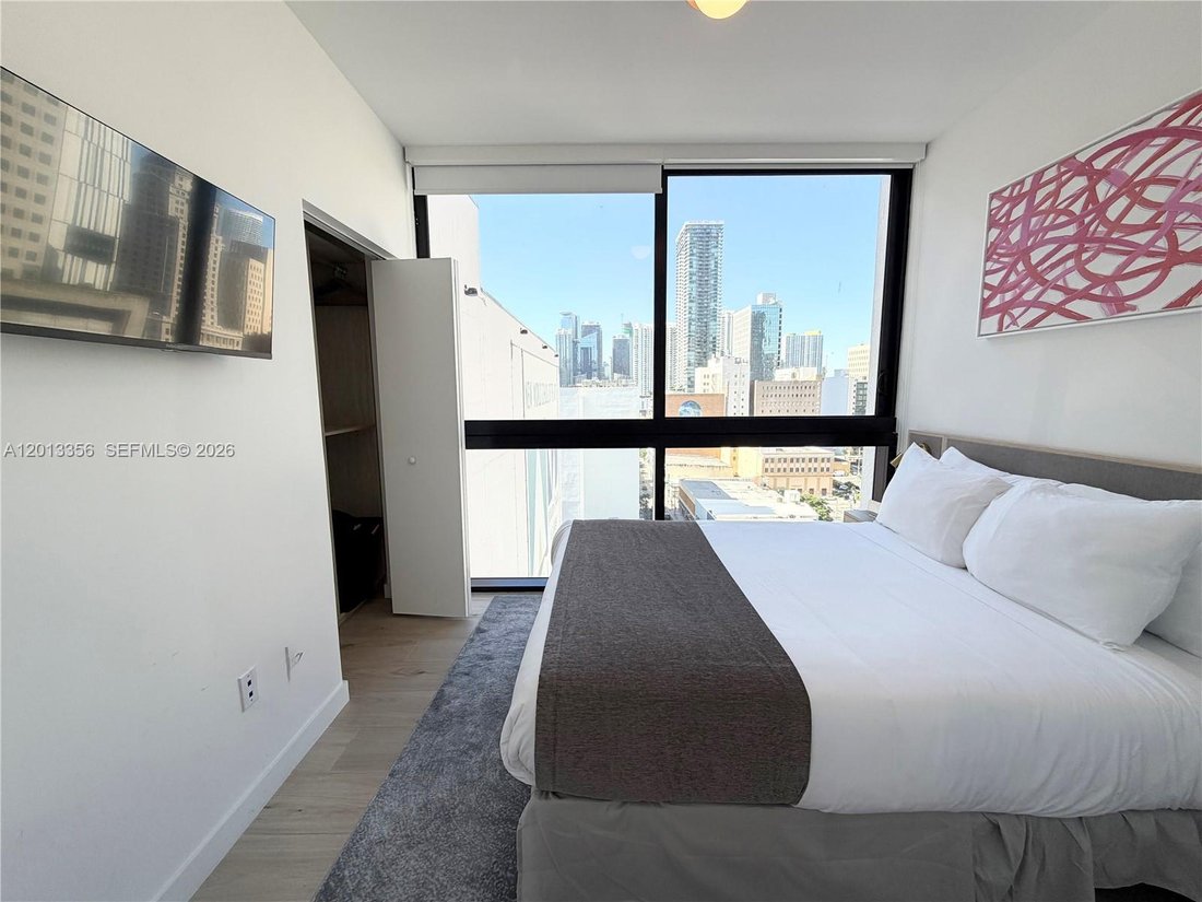 Condo in Miami, Florida, United States 3 - 17919872