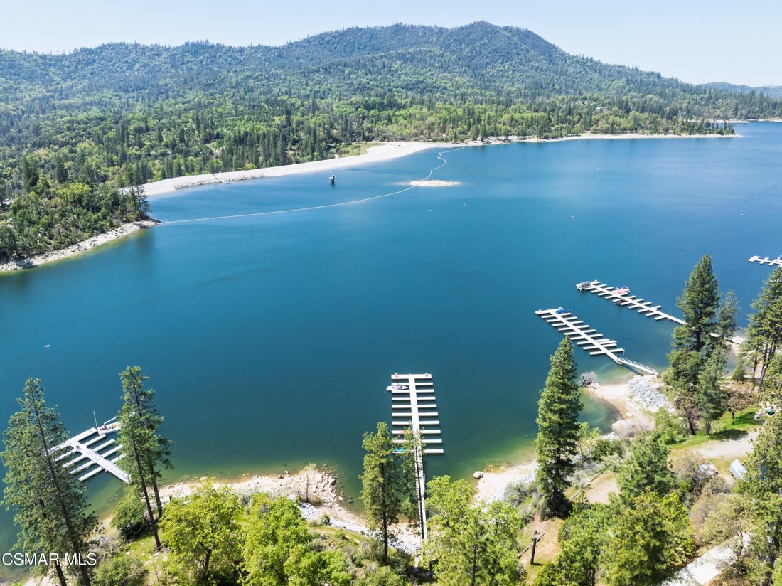 House in Bass Lake, California, United States 5 - 17936409