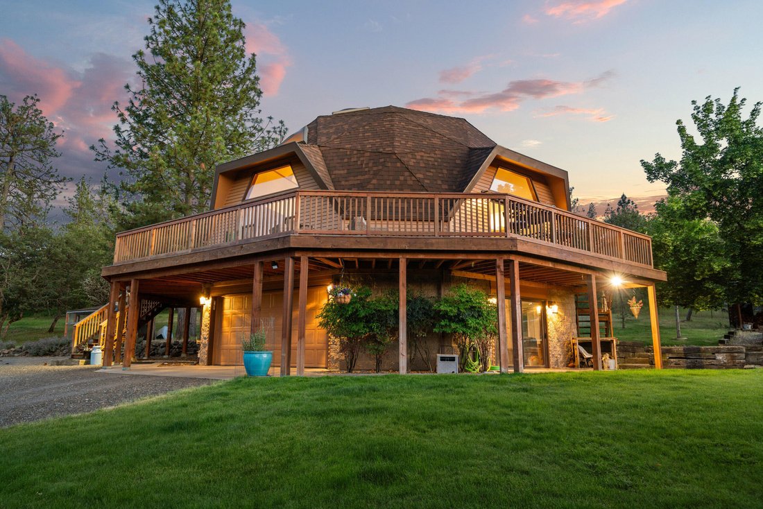 House in Eagle Point, Oregon, United States 1 - 17933499
