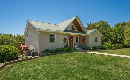 House in Hartville, Missouri, United States 1