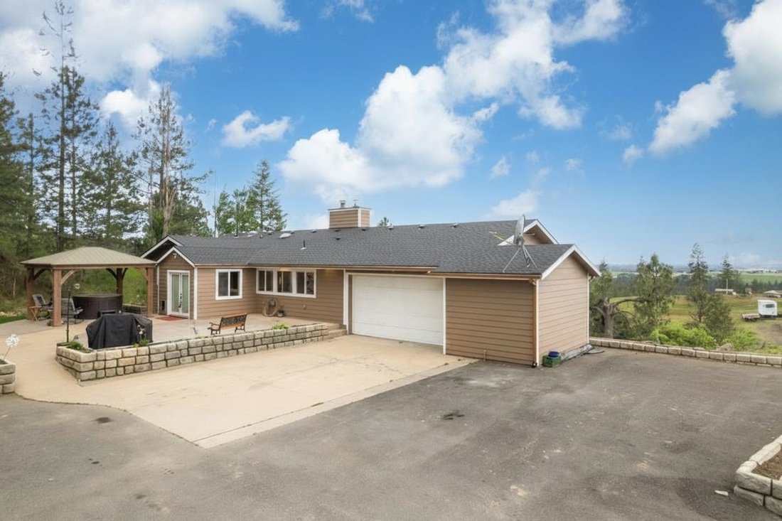 House in Spokane, Washington, United States 1 - 17940672