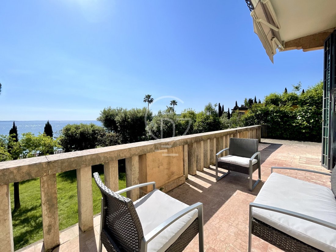 Apartment in Hill Zone, Padenghe sul Garda, Lombardy 2 - 17931132