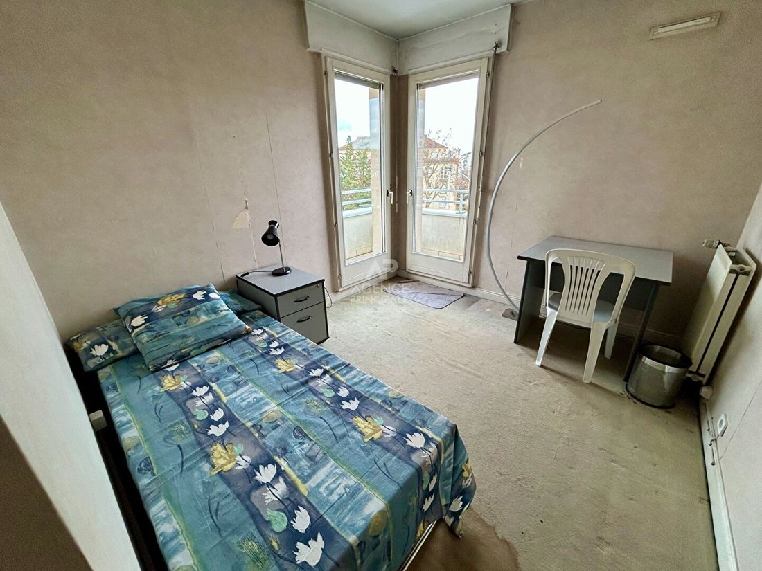 Apartment in Poissy, Ile-de-France, France 5 - 17438462