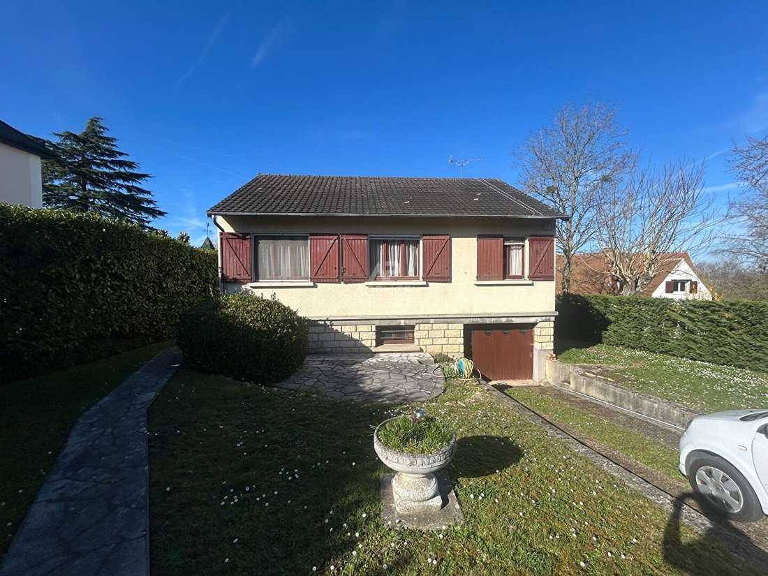 House in Orgeval, Ile-de-France, France 2 - 16066781