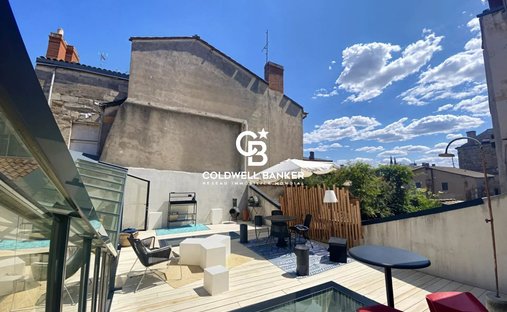 Apartment in Grand Parc-Chartrons-Paul Doumer, Bordeaux, France 1