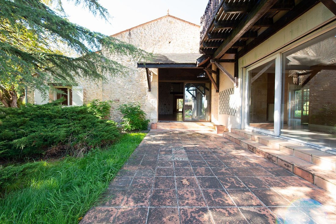 House in Fargues-Saint-Hilaire, Nouvelle-Aquitaine, France 2 - 16469753