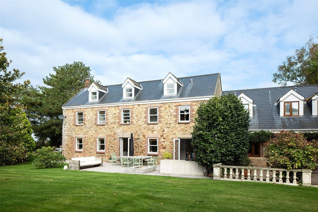 House in England 3 - 17929811