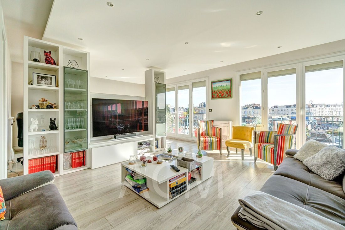 Apartment in Napoleon, Maisons-Laffitte, France 3 - 16548727