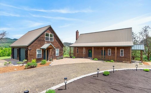 House in Forest Grove, Oregon, United States 1