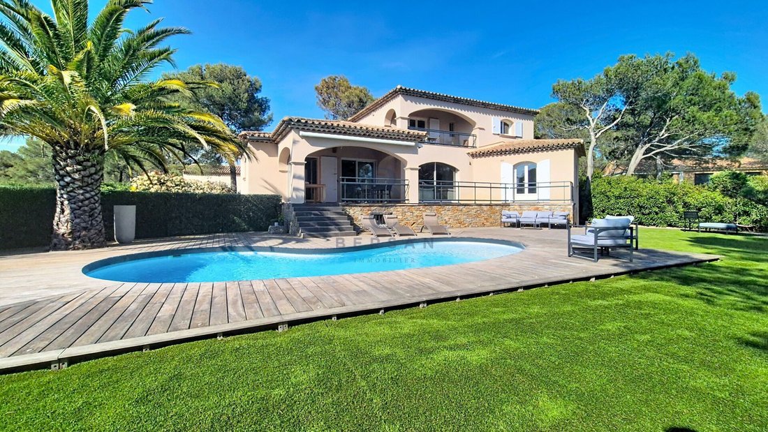 Villa in Le Dramont-Agay-Anthéor-Le Trayas, Saint-Raphaël, France 2 - 17812855